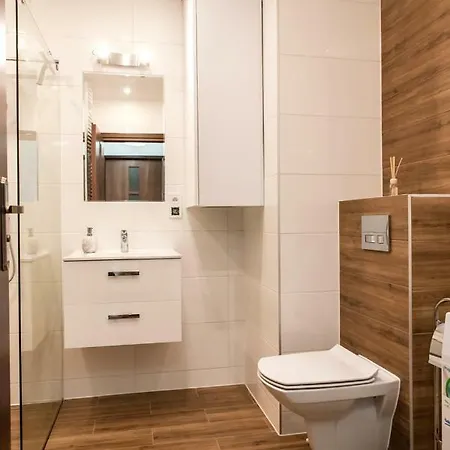 Apartament Na Wyspie Piasek Apartamento Kłodzko